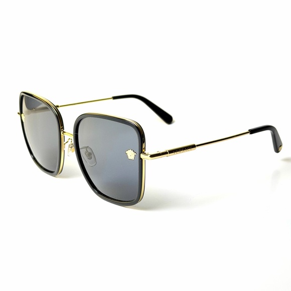 Versace Mod 2247D 1438/87 Black and Gold Square Sunglasses Authentic - Picture 10 of 10